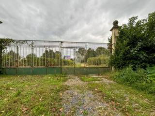 ESTERNO