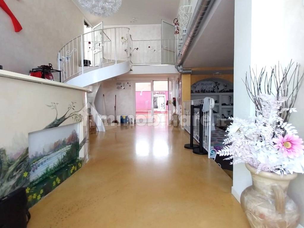 Interno non residenziale