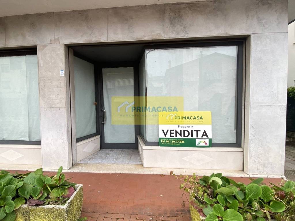 Locale commerciale via caltana 113, scaltenigo, mirano
