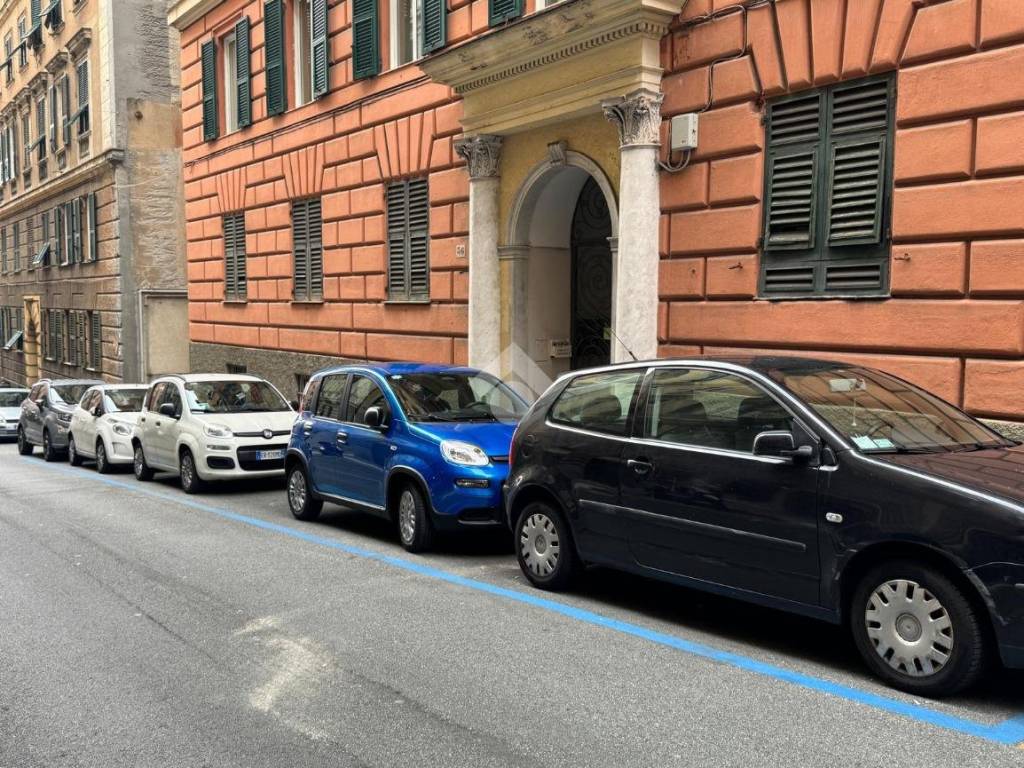 Appartamento via caffaro, carmine, genova