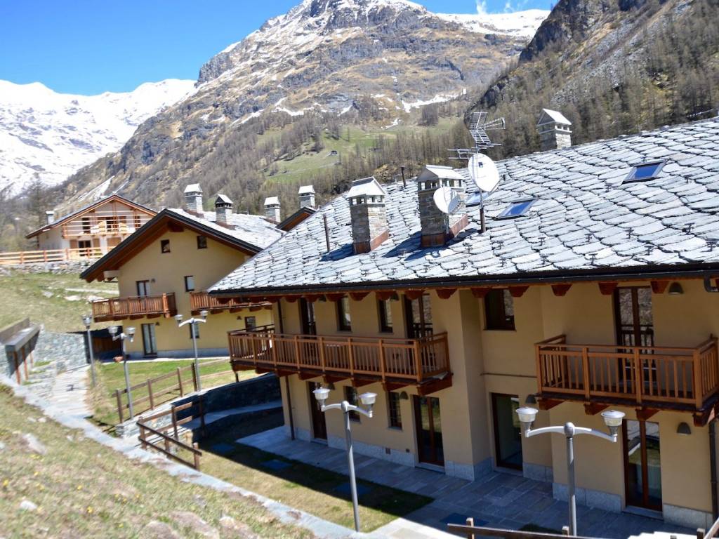 Trilocale località anderbatt 34, gressoney-la-trinitè