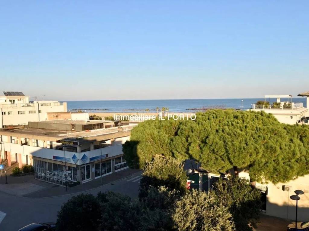 Appartamento piazza tre agosto san c., porto garibaldi, comacchio