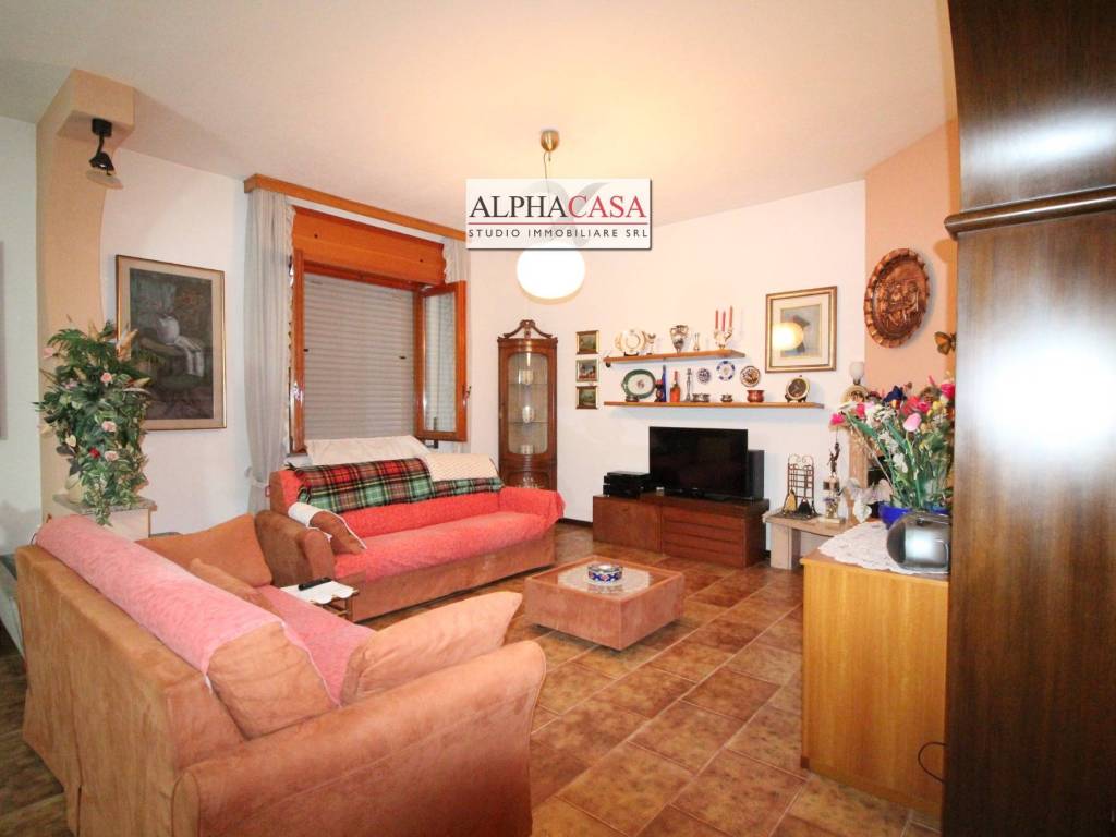 Vendita Appartamento Treviolo. Quadrilocale in via Roma. Ottimo stato ...