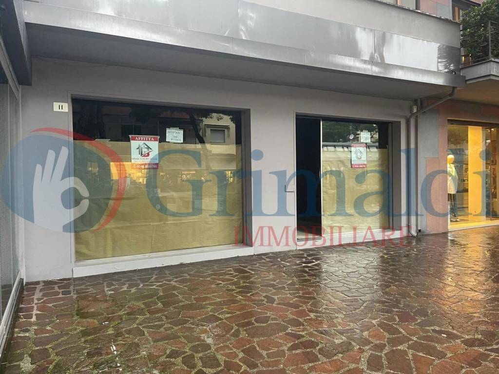 Locale commerciale via matteotti, 11, milano marittima, cervia