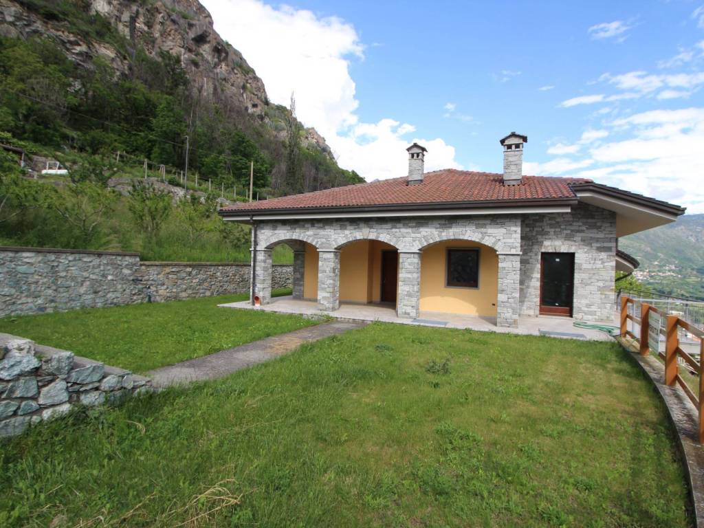 Villa unifamiliare strada conoz 20, centro, chatillon