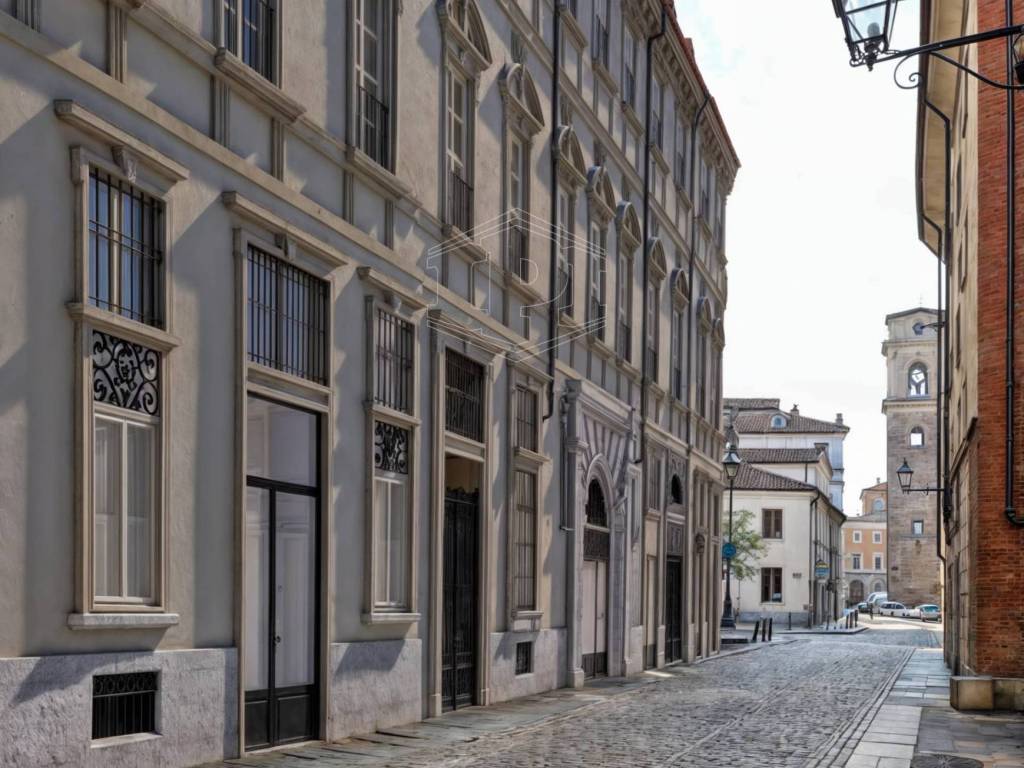 Locale commerciale via della basilica 3-5, quadrilatero romano, torino