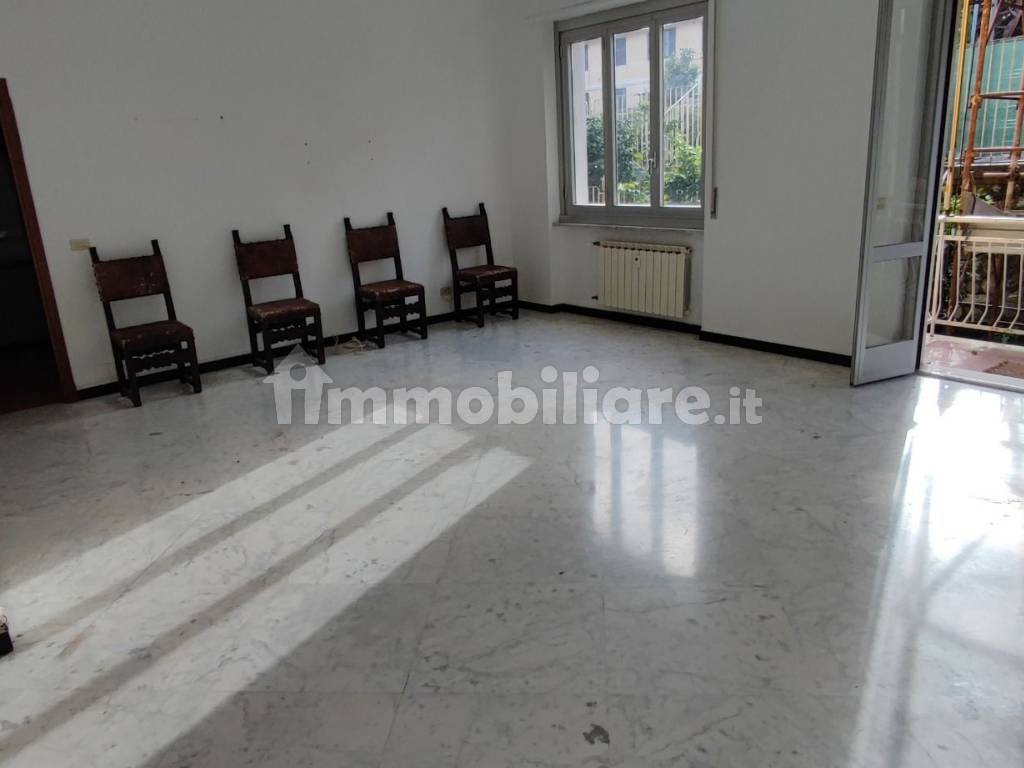 Stanza non arredata