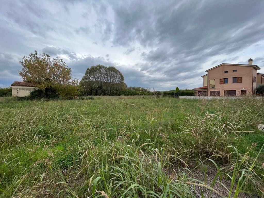 Terreno edificabile giuseppe fanin snc, fabbri - fossanova, ferrara