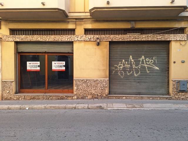 Locale commerciale via alfonso la marmora 162, centro, vittoria