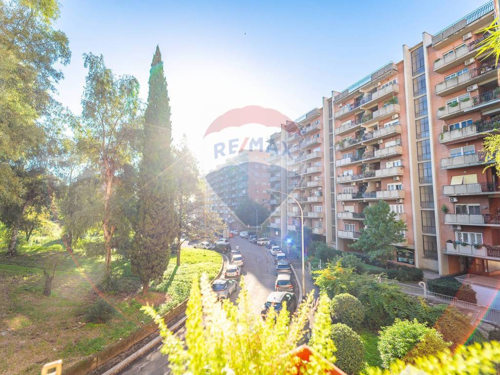 Vendita Appartamento Roma Trilocale In Via Davide Campari 114 Ottimo 