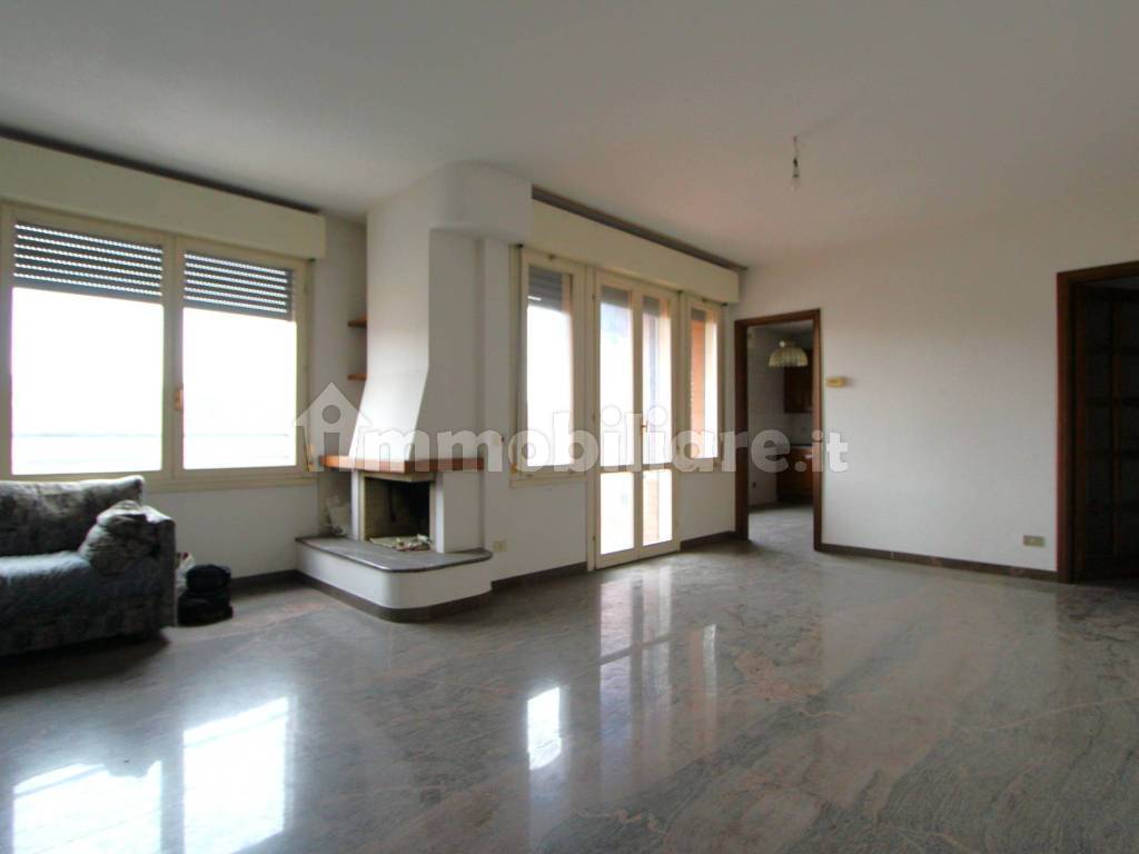 Salone