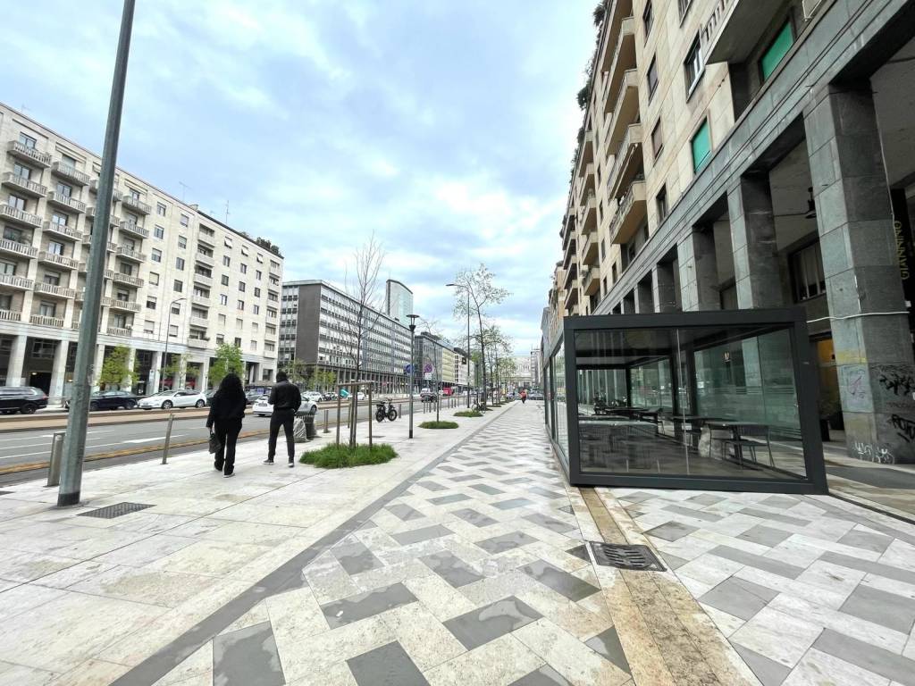 Locale commerciale via vittor pisani 6, repubblica, milano