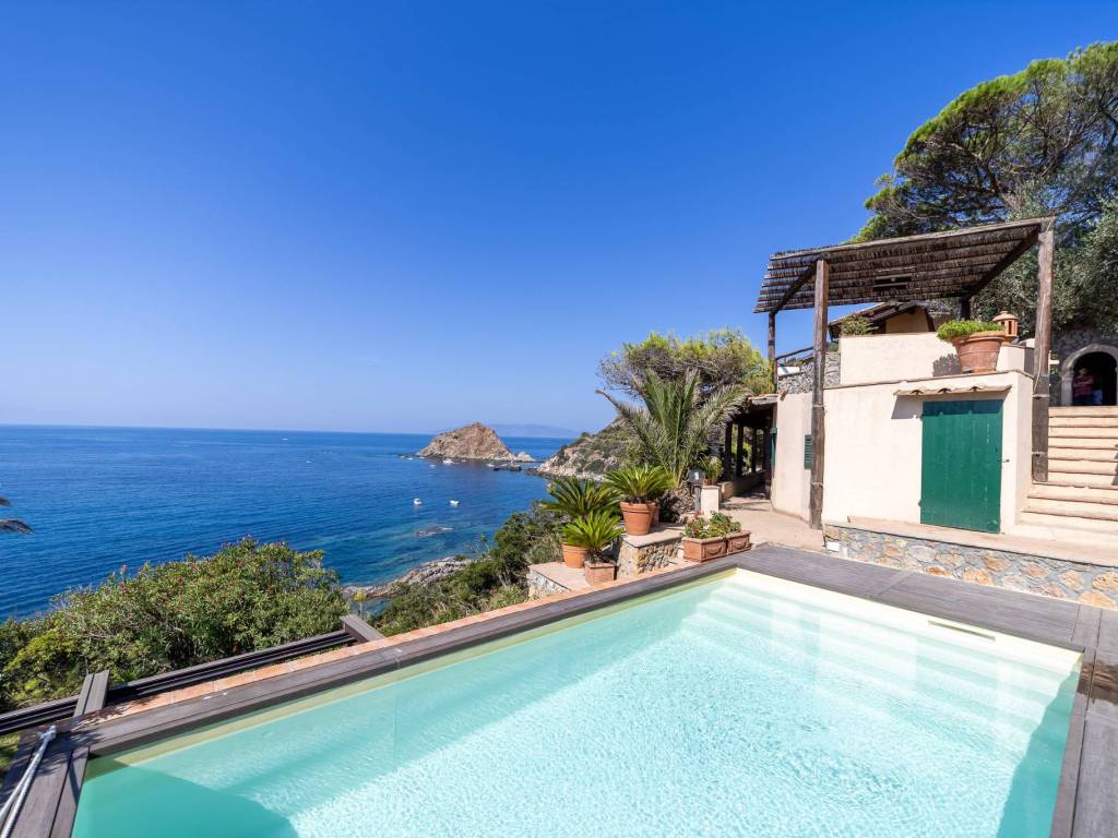 Villa unifamiliare, ottimo stato, 320 m², porto santo stefano, monte argentario