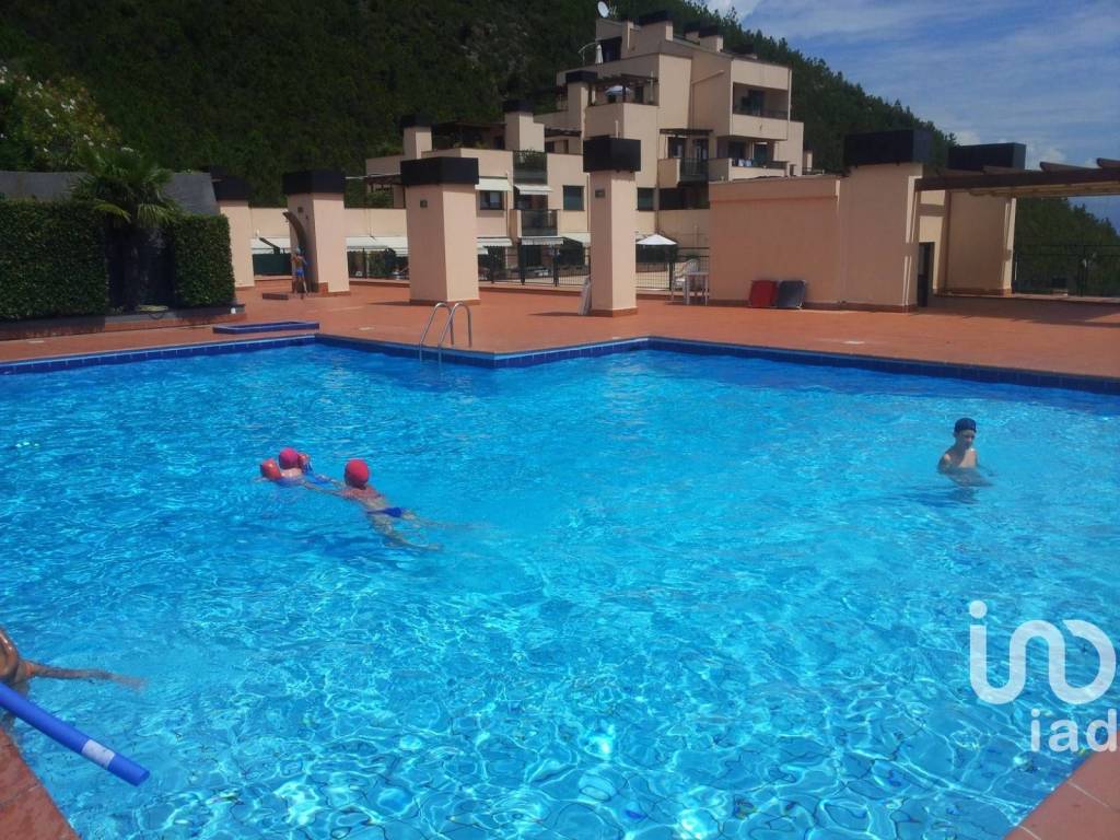 Appartamento via delle ginestre, sant'ambrogio, varazze