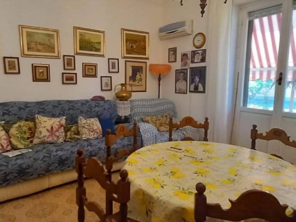 Quadrilocale via covetta,  4, avenza, carrara