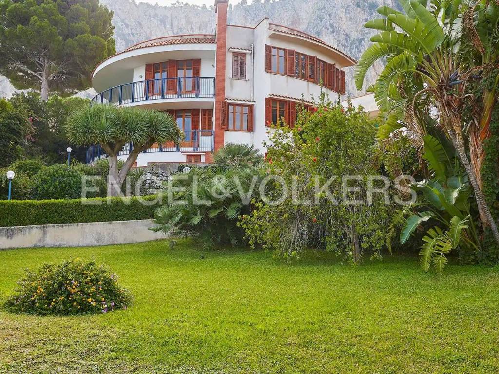 Villa unifamiliare via scipione l'africano 3, addaura, palermo