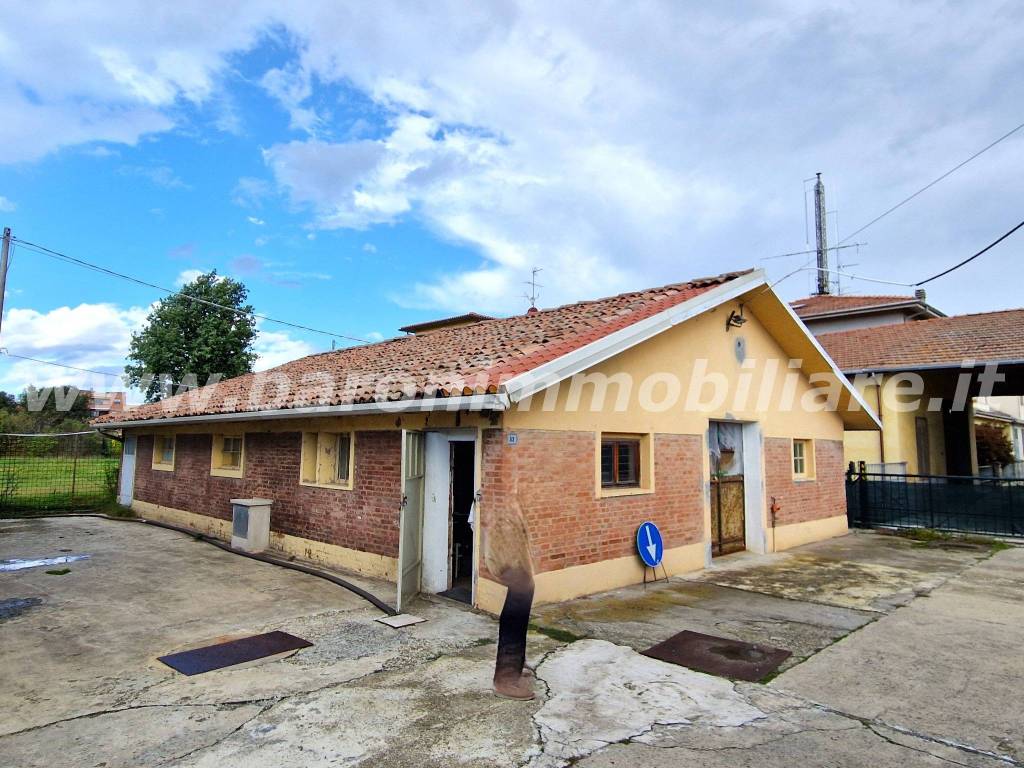 Magazzino - deposito via san lorenzo 50, calcara, valsamoggia
