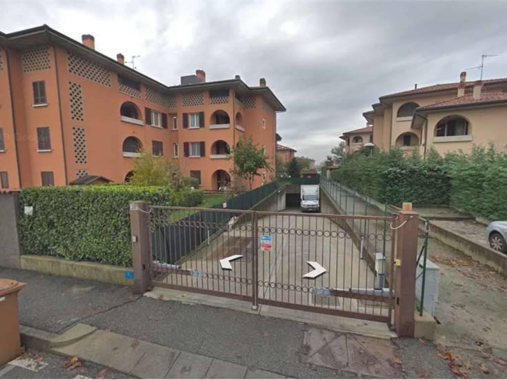 Garage - box all'asta via padre reginaldo giuliani, 28, inzago