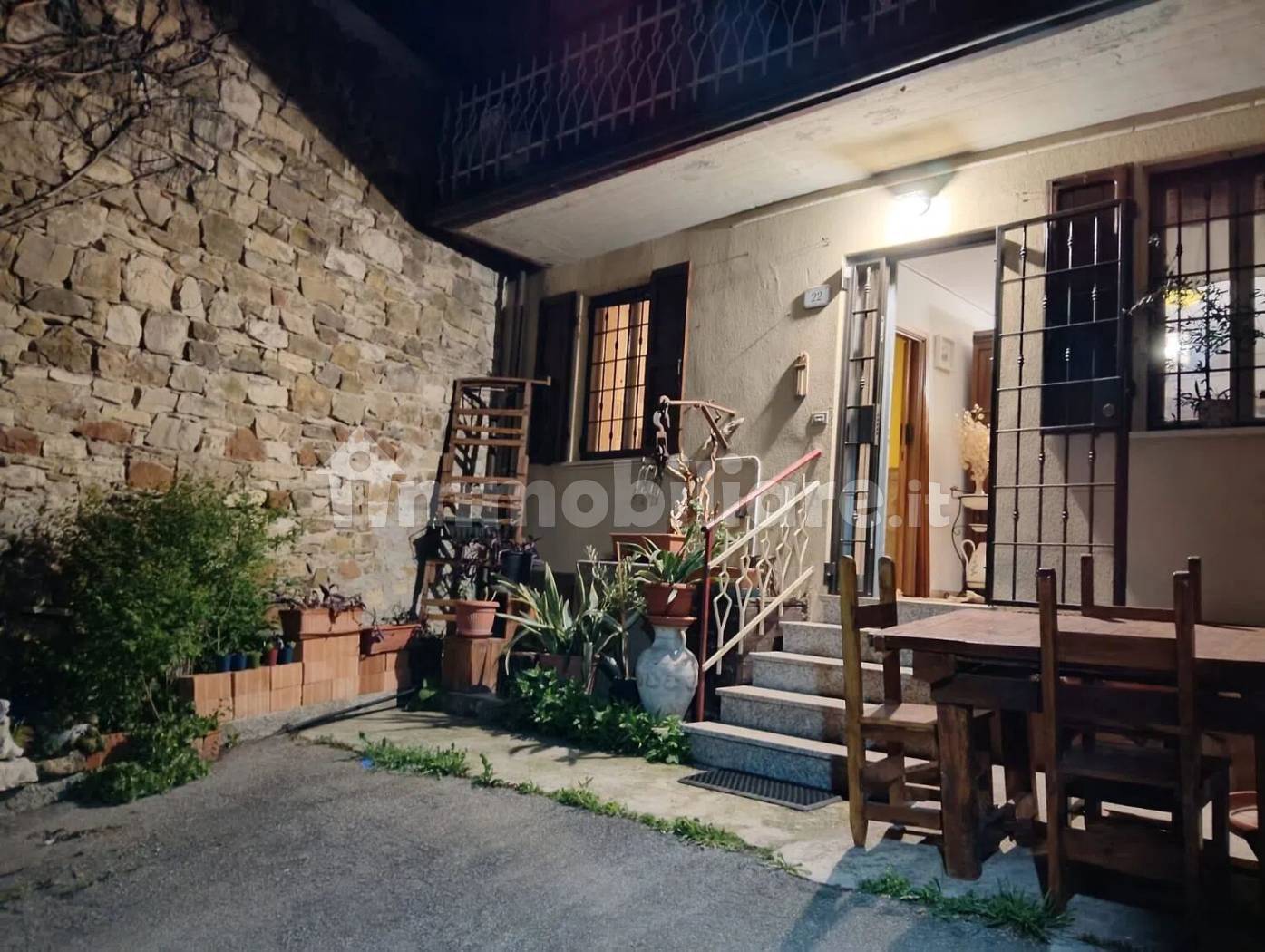 Rustico - Casale in vendita a Canossa