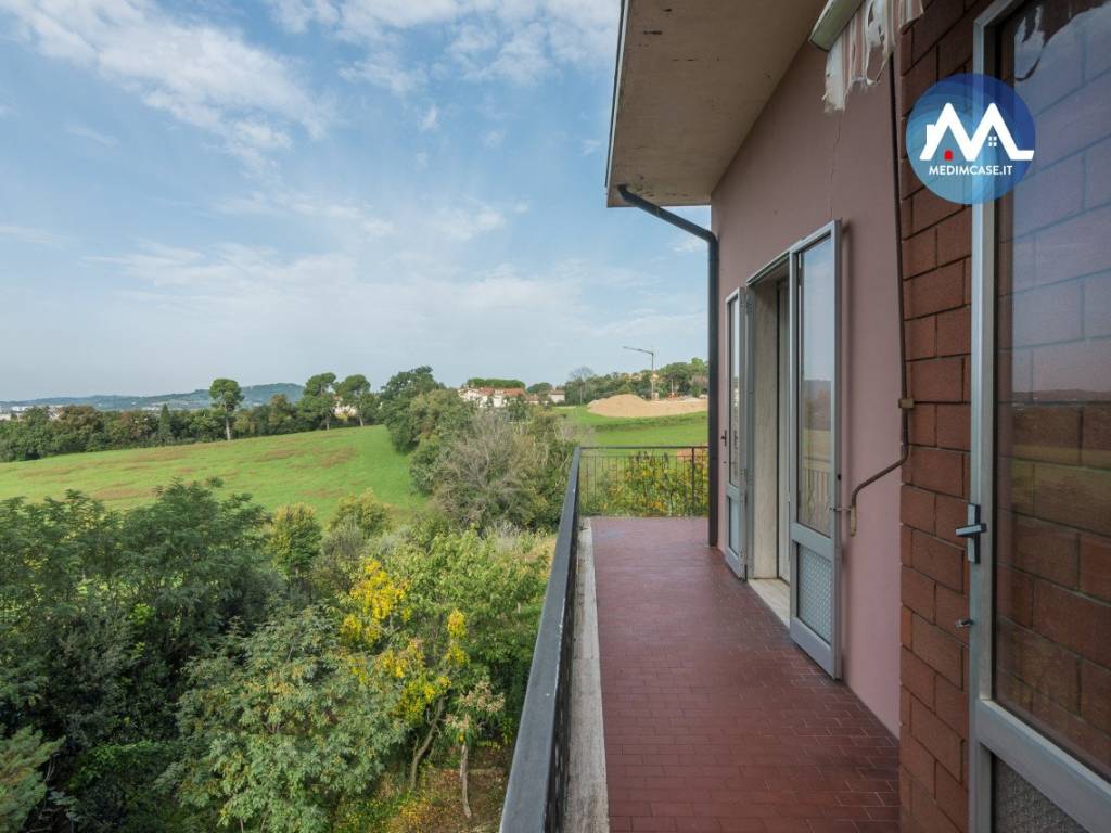 Villa bifamiliare strada di montegranaro 87, montegranaro - loreto, pesaro
