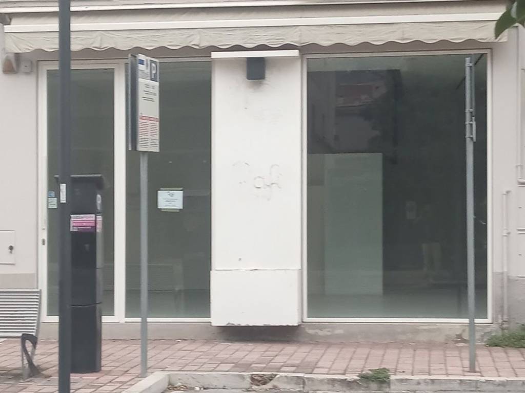Locale commerciale viale abruzzo 66, chieti scalo, chieti