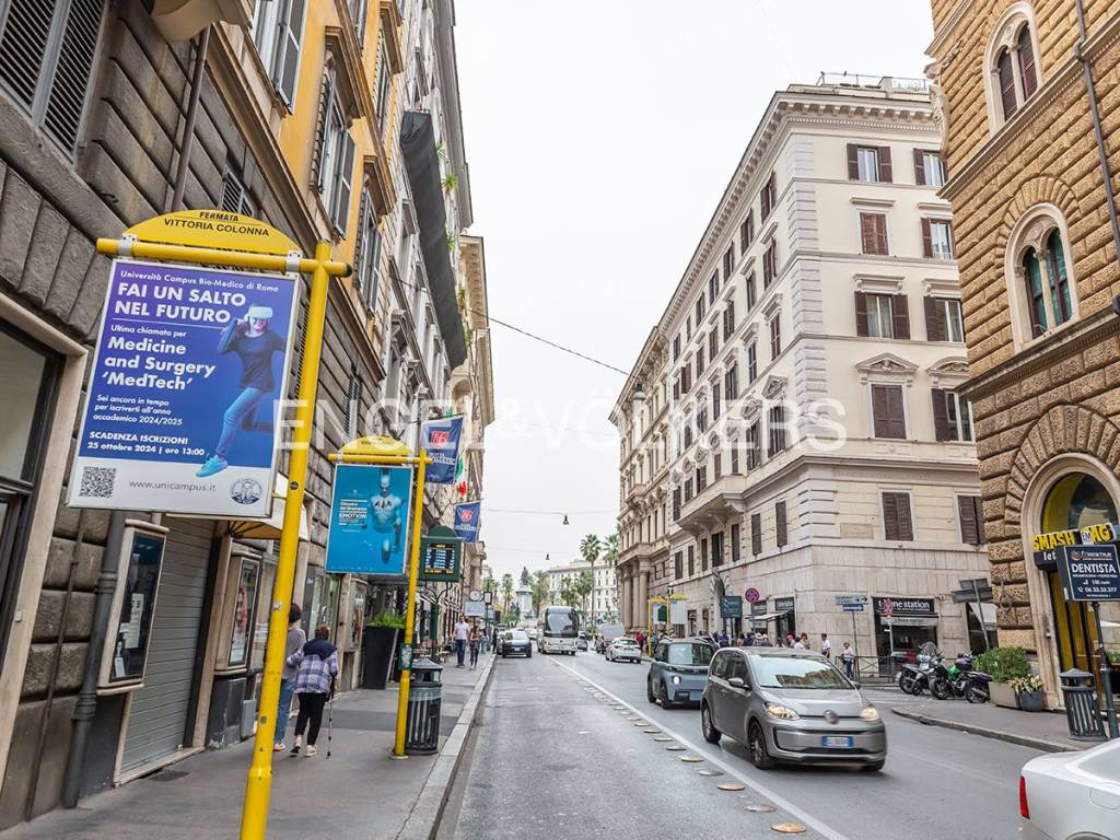 Via Vittora Rome Sale Apartment Rome. 3-room flat in via Vittoria Colonna. Good ...