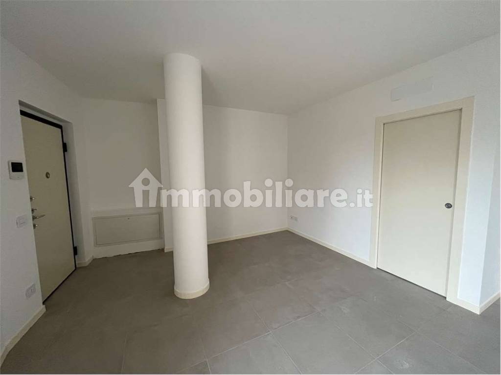 Stanza non arredata