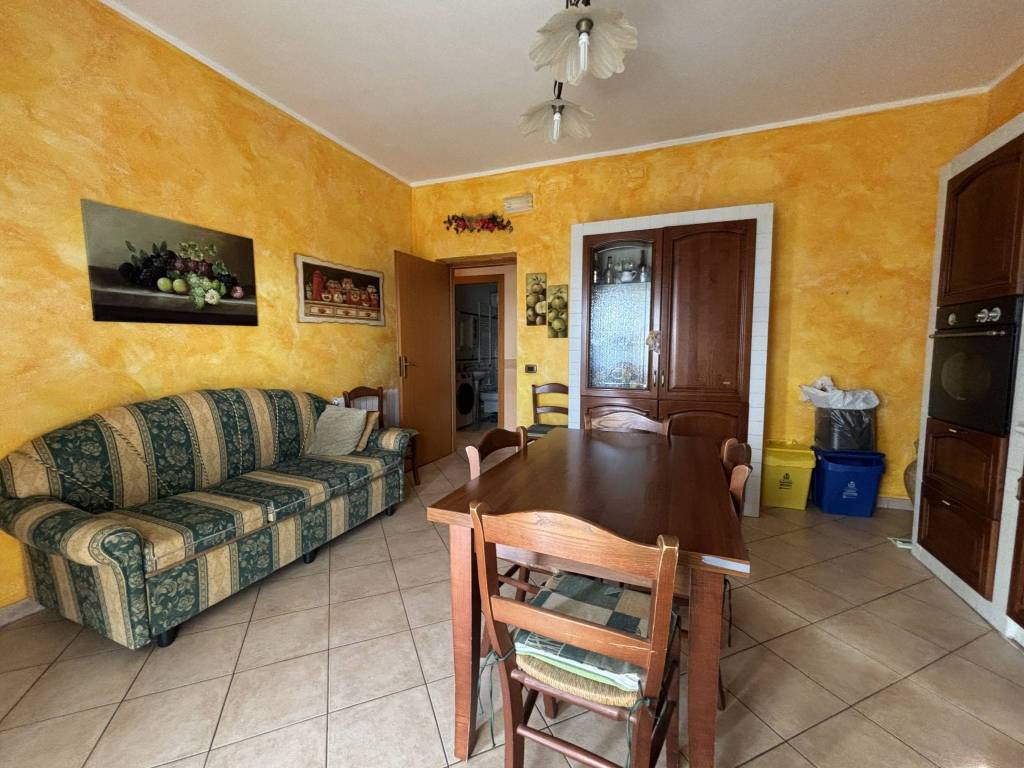 Quadrilocale via federico confalonieri 25, via imera, v. della vittoria, via dante a., agrigento