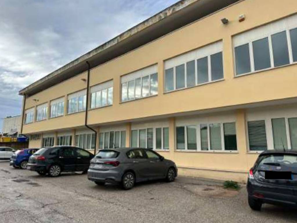 Ufficio all'asta contrada san rustico 35, ripatransone