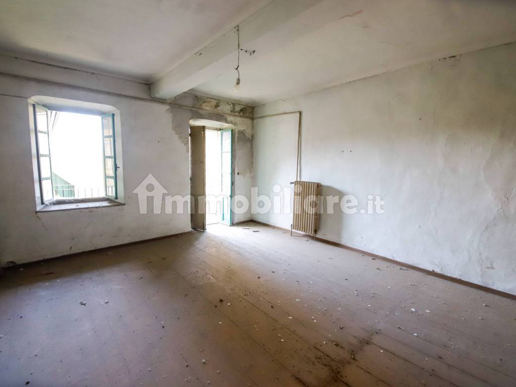 Stanza non arredata