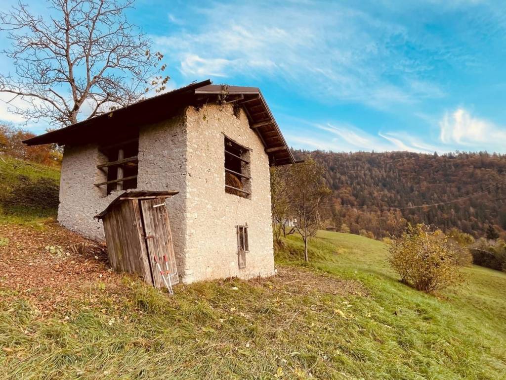 Terreno edificabile frazione sorriva 3, sovramonte