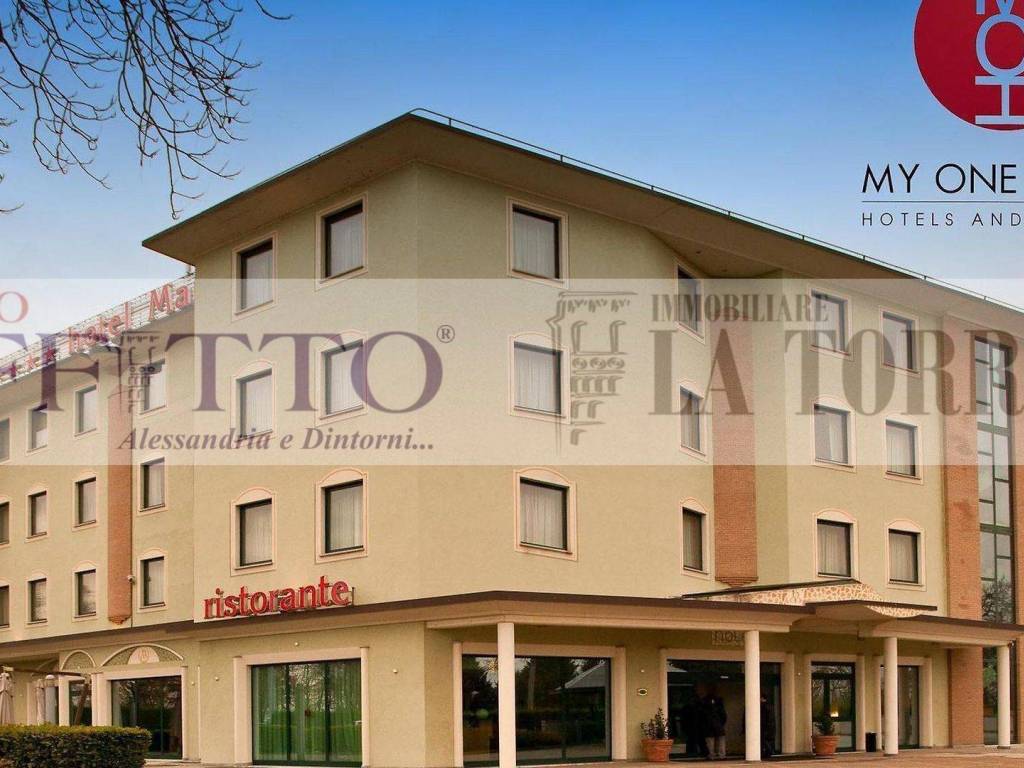 Hotel via genova, spinetta marengo, alessandria