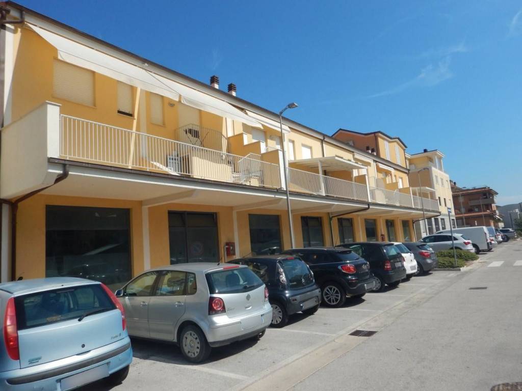 Ufficio all'asta via martiri di cefalonia, porto san giorgio