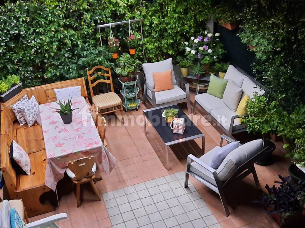 Trilocale via Novaledo, Infernetto, Roma