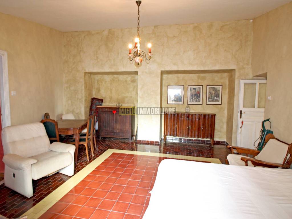 Salone