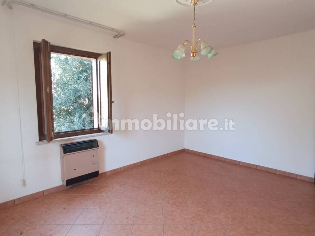 Stanza non arredata