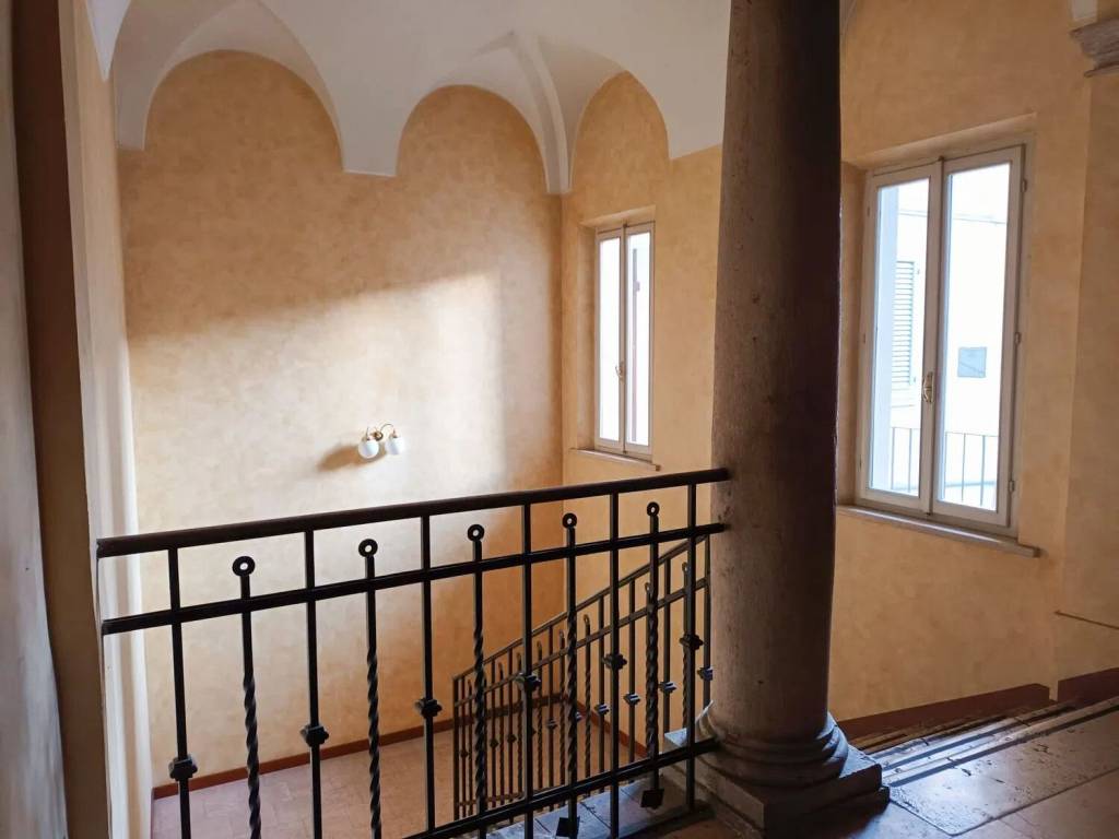 Ufficio - studio marangoni, 36, centro, mantova