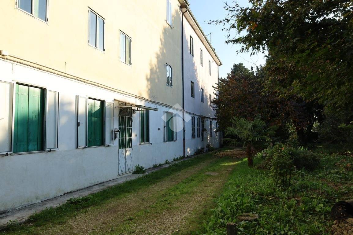 Casa indipendente in vendita a Vicenza