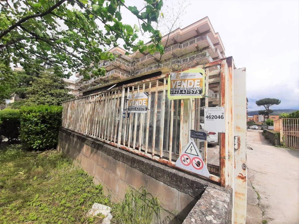 Posto auto - moto via giuseppe maria bosco, corso trieste, caserta