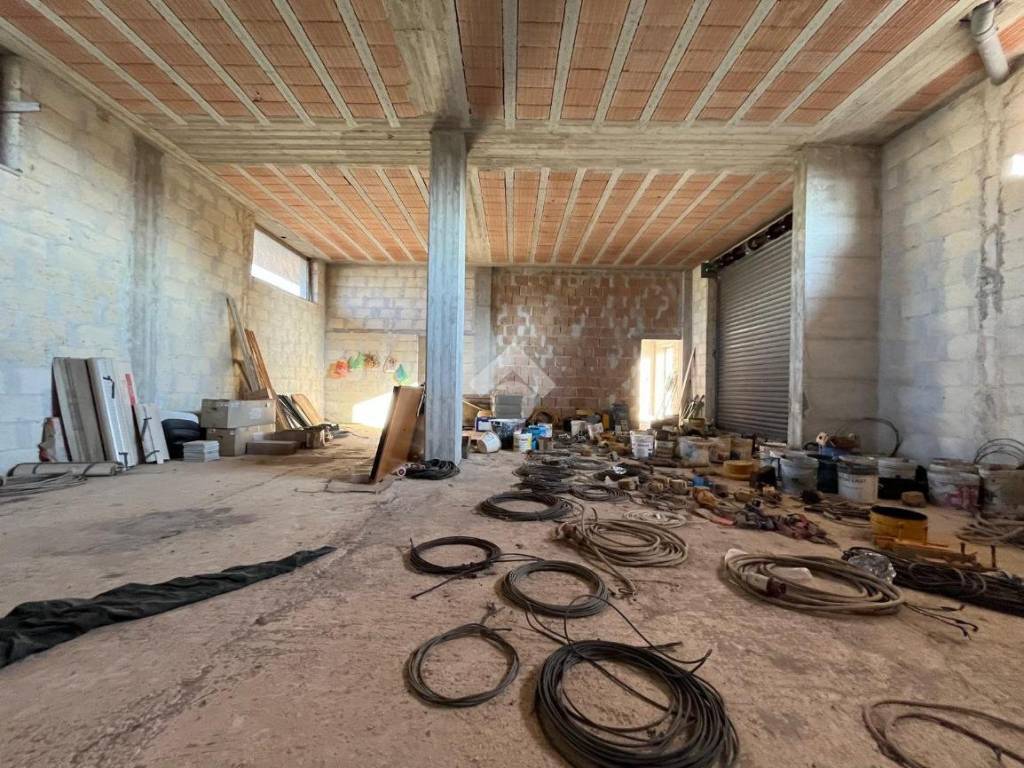 Rustico, da ristrutturare, 100 m², santeramo in colle