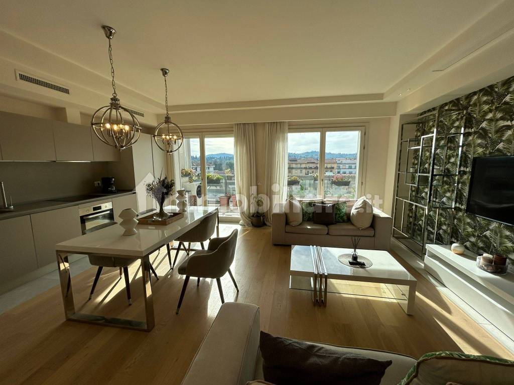 Rent Penthouse in via Fra' Giovanni Angelico 36 Florence. Excellent ...