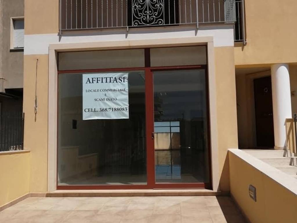 Locale commerciale strada per scoglitti 49, centro, vittoria