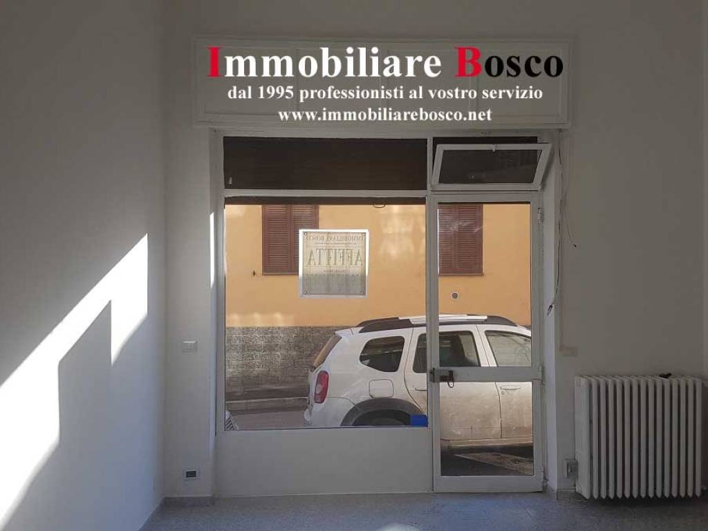 Locale commerciale via bormida 23, fratelli cervi - repubblica, rivoli