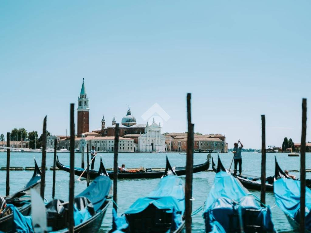 Locale commerciale fondamenta zattere ai gesuati (dorsoduro) 799, accademia - salute, venezia