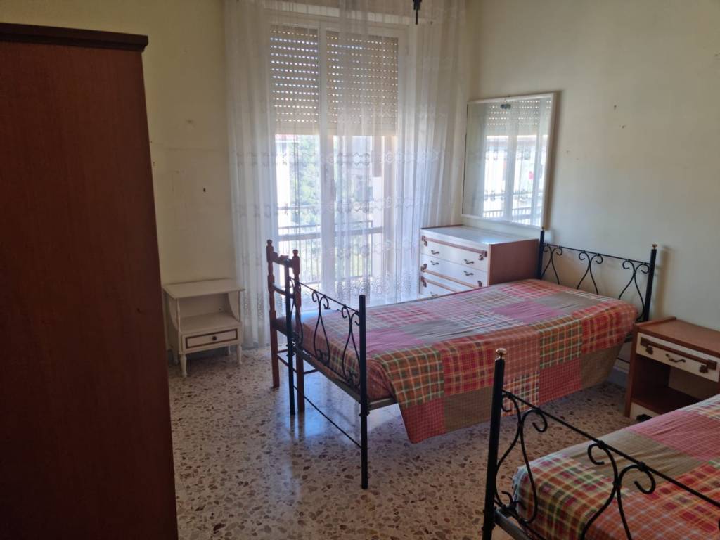 Quadrilocale viale tommaso campanella, mater domini - cavita, catanzaro