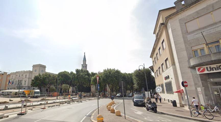 Quadrilocale via 9 giugno, centro, monfalcone