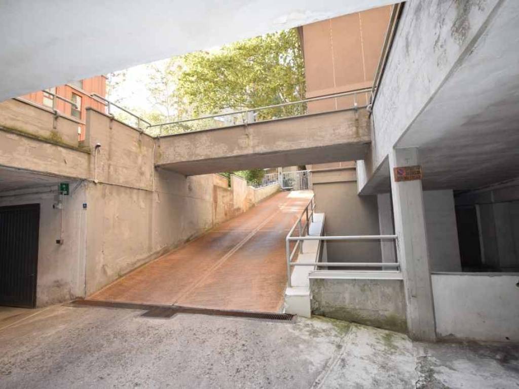 Garage - box, centro storico, piacenza
