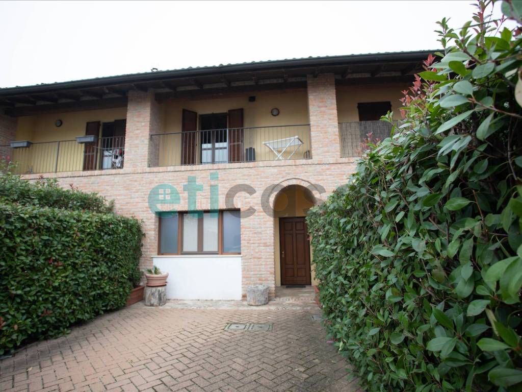 Villa a schiera via fornace vecchia 7, caorso 7, caorso