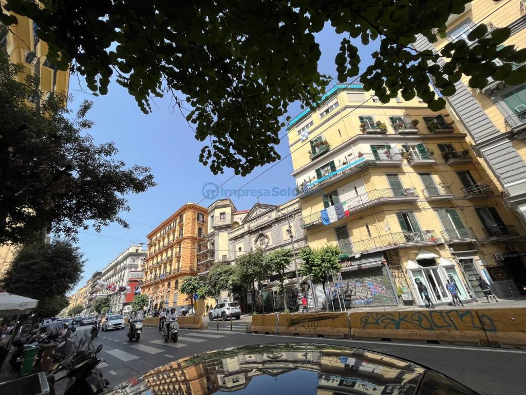 Locale commerciale corso umberto i, mercato, napoli