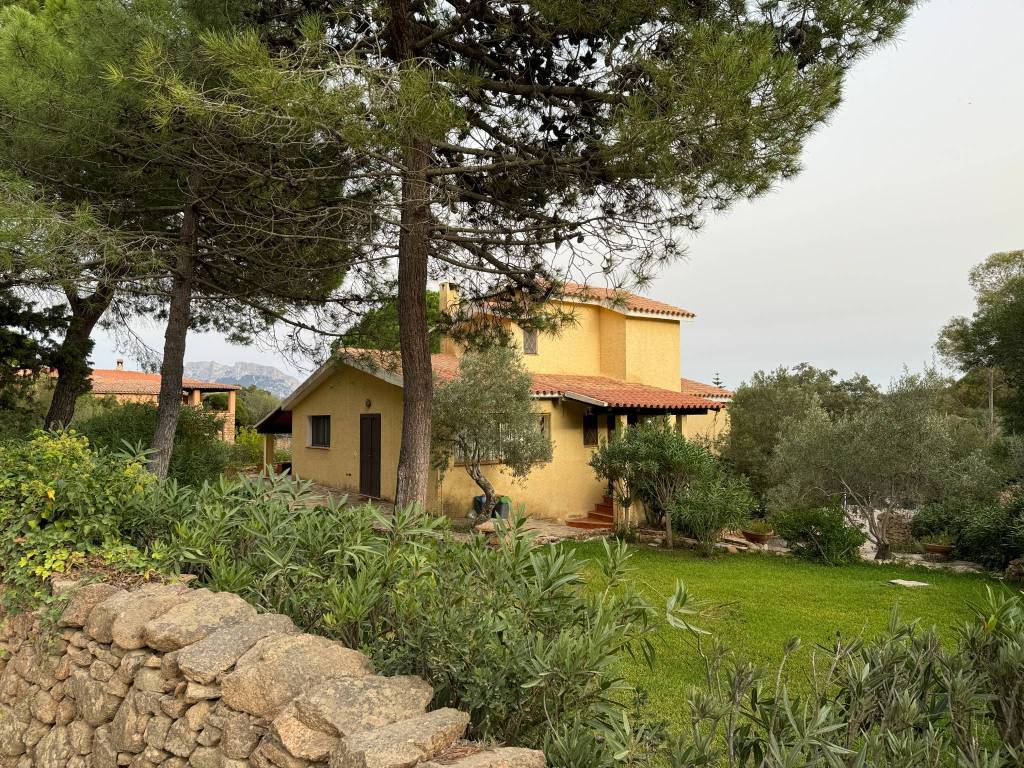 Villa unifamiliare via delle ortensie, murta maria, porto istana, olbia